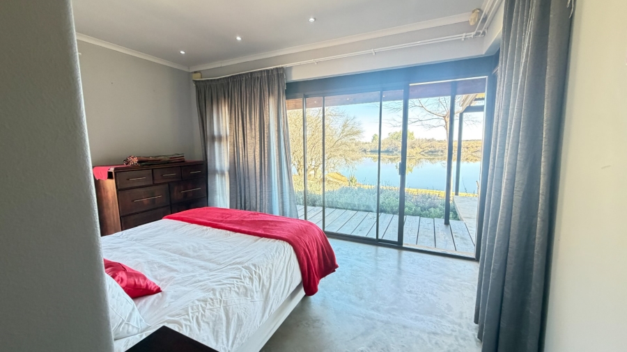 4 Bedroom Property for Sale in Viljoenskroon Rural Free State
